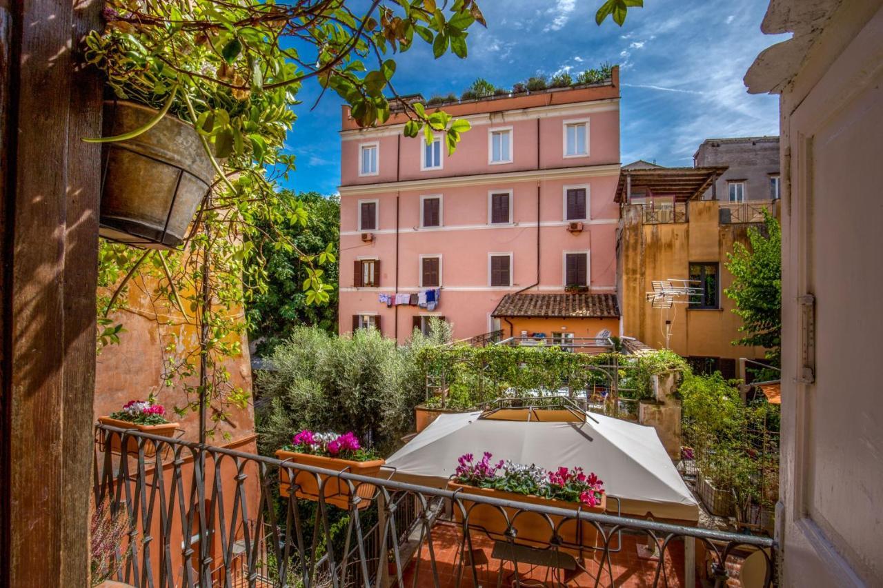 Apartment Empire Loft: In The Shadow Of Colosseo *
